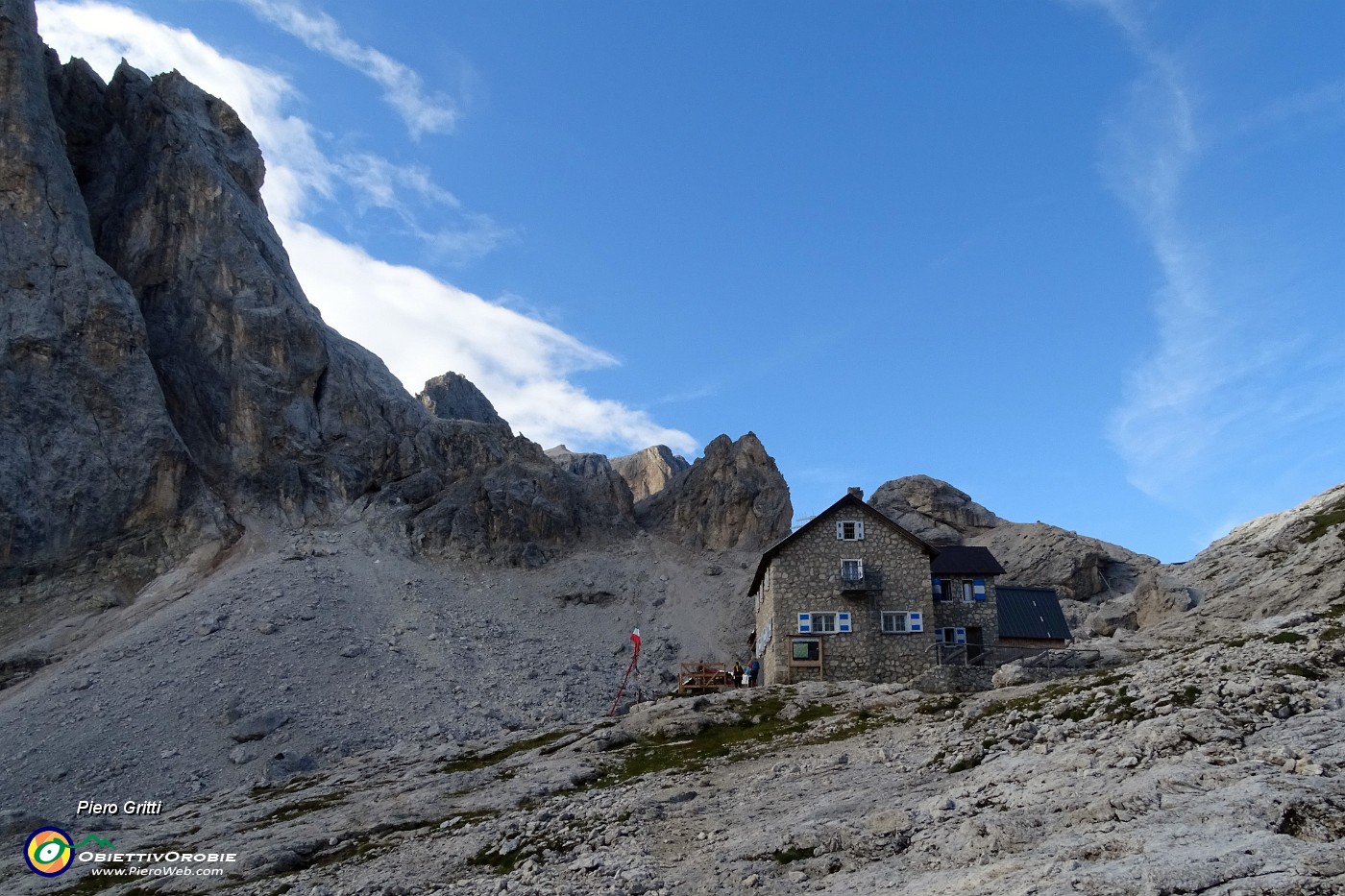 20 Dal Sasso Arduini ritorniamo al Rif. Mulaz per salire al Passo del Mulaz.JPG